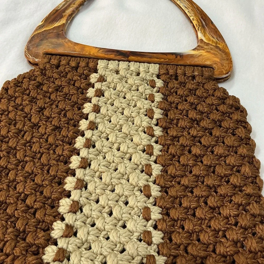 Vtg 70s Macrame Handbag Artisan Lucite Handle Brown Cream Lined Handmade Resort